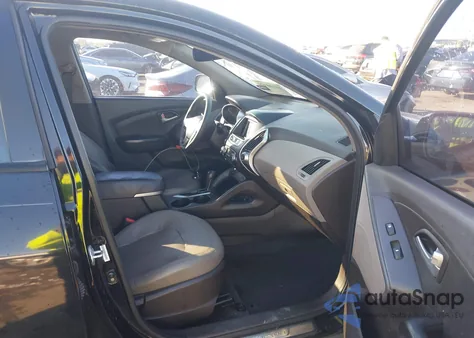 2013 Hyundai Tucson Limited z USA, uszkodzony, nr VIN KM8JU3AC2DU638473